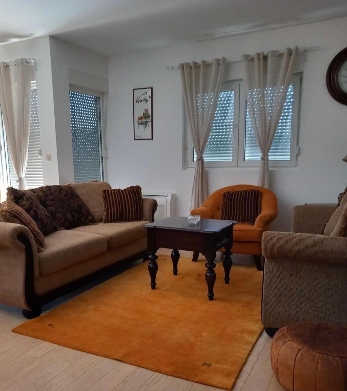 City Apartment ポドゴリツァ エクステリア 写真